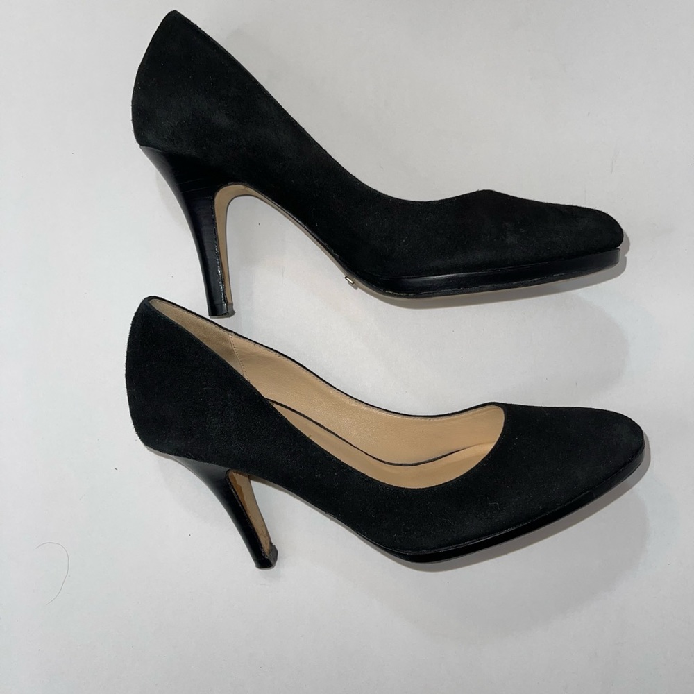 Cole Haan black velvet pump size 6 - Picture 2 of 6